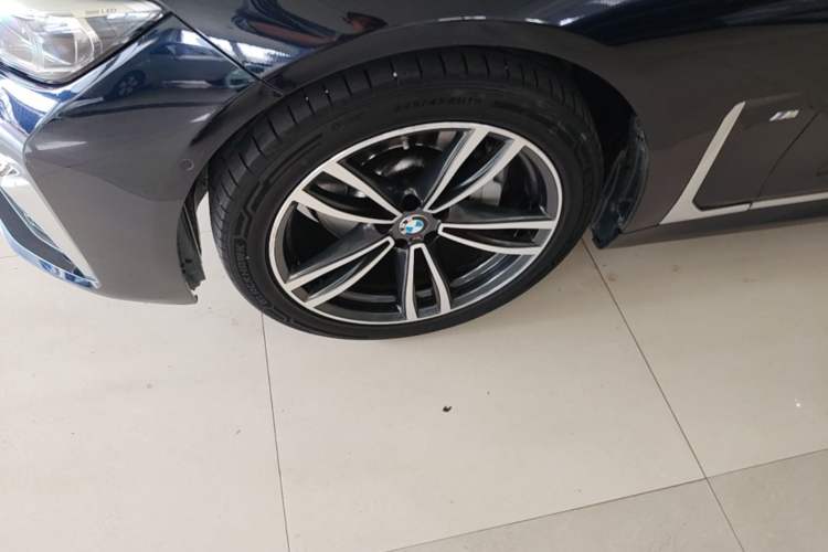 Used BMW 7 Series 2021 730Li M Sport Package Exterior 4