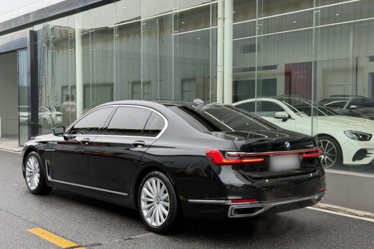 Used BMW 7 Series 2021 730Li Luxury Package Exterior 4