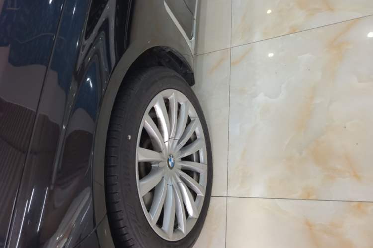 Used BMW 7 Series 2021 730Li Luxury Package Exterior 4