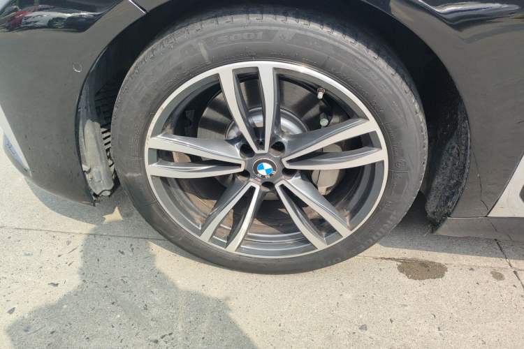 Used BMW 7 Series 2021 730Li M Sport Package Exterior 4
