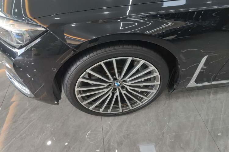 Used BMW 7 Series 2021 740Li Leading Edition Luxury Package Exterior 4