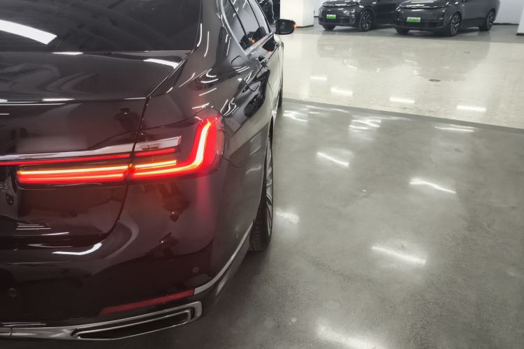 Used BMW 7 Series 2021 740Li Leading Edition Luxury Package Exterior 6