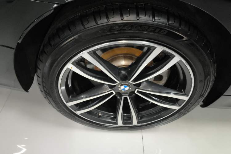 Used BMW 7 Series 2021 730Li M Sport Package Exterior 8