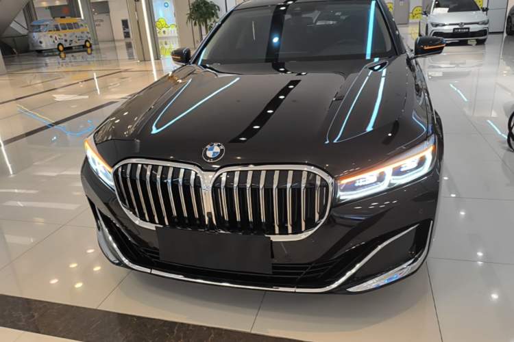 Used BMW 7 Series 2021 730Li Luxury Package Front