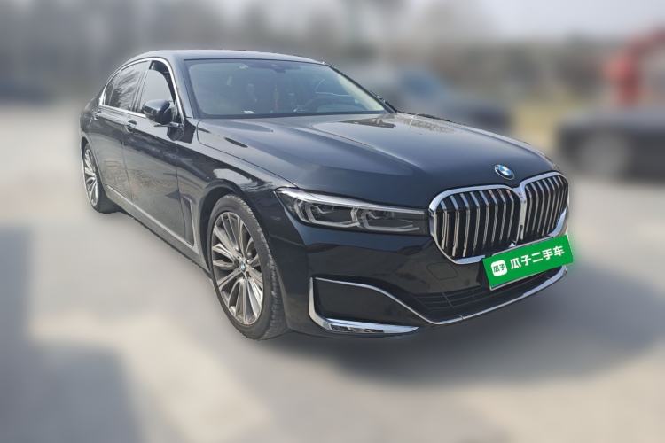 Used BMW 7 Series 2021 740Li Leading Edition Luxury Package Front Right 45 Deg