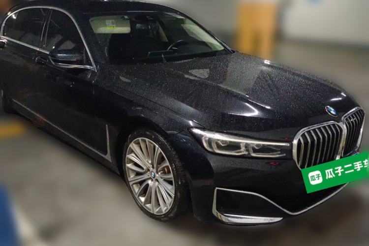 Used BMW 7 Series 2021 740Li Leading Edition Luxury Package Front Right 45 Deg