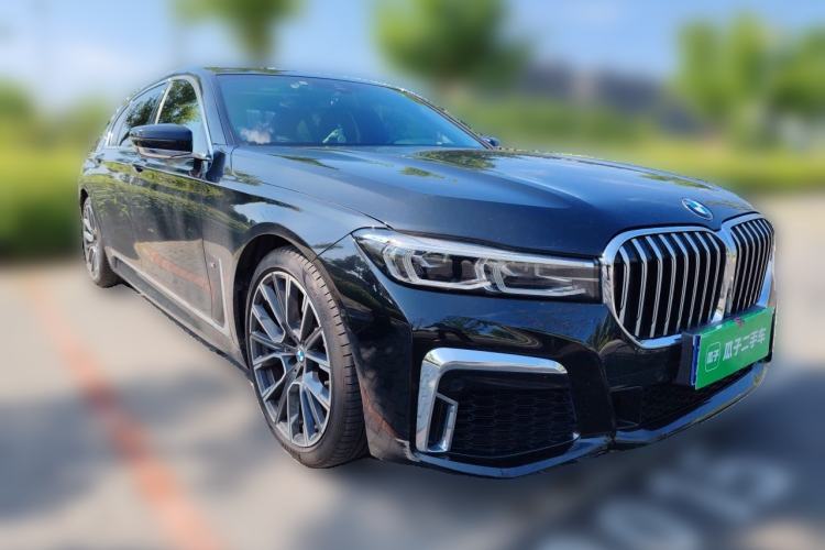 Used BMW 7 Series 2021 740Li Leading Model M Sport Package Front Right 45 Deg