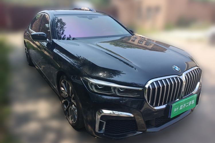 Used BMW 7 Series 2021 740Li Leading Model M Sport Package Front Right 45 Deg