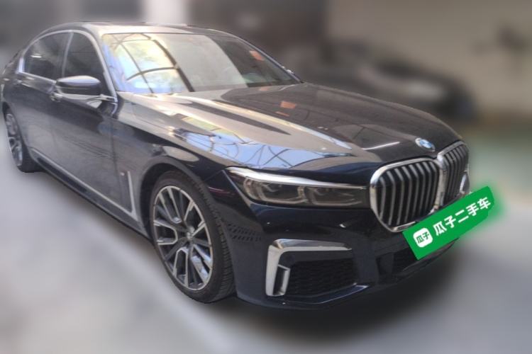Used BMW 7 Series 2021 740Li Leading Model M Sport Package Front Right 45 Deg