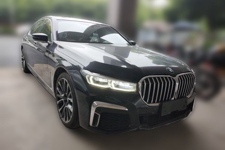 Used BMW 7 Series 2021 740Li Leading Model M Sport Package Front Right 45 Deg