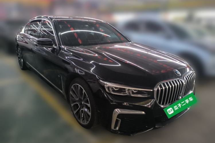 Used BMW 7 Series 2021 740Li Leading Model M Sport Package Front Right 45 Deg