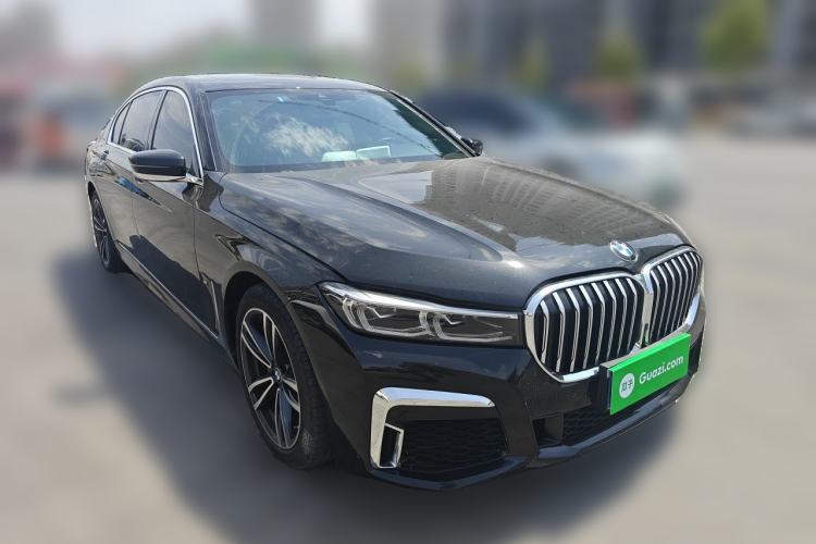 Used BMW 7 Series 2021 730Li M Sport Package Front Right 45 Deg