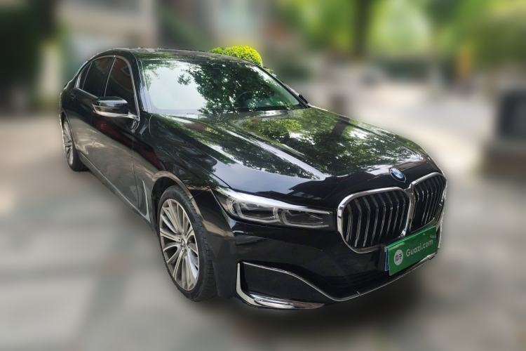 Used BMW 7 Series 2021 740Li Leading Edition Luxury Package Front Right 45 Deg