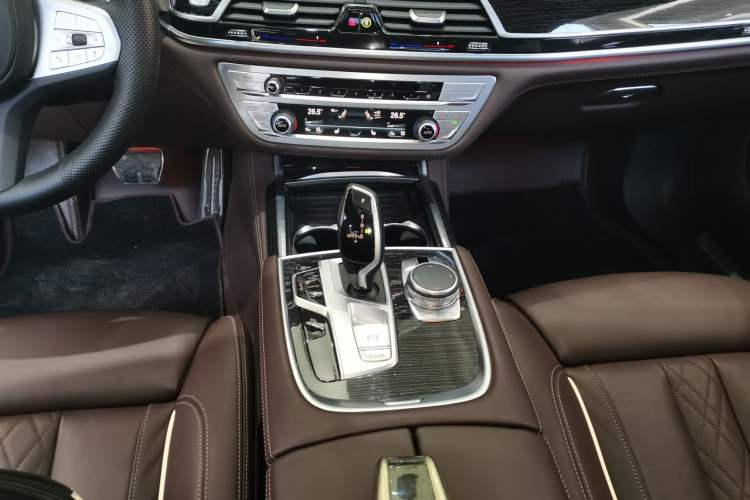Used BMW 7 Series 2021 730Li M Sport Package Gear Lever