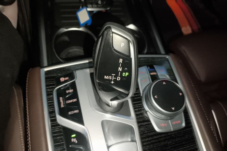 Used BMW 7 Series 2021 730Li M Sport Package Gear Lever