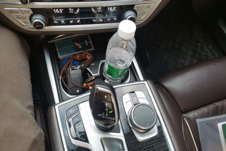 Used BMW 7 Series 2021 740Li Leading Model M Sport Package Gear Lever