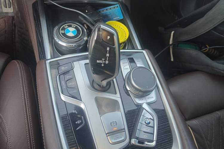 Used BMW 7 Series 2021 740Li Leading Model M Sport Package Gear Lever