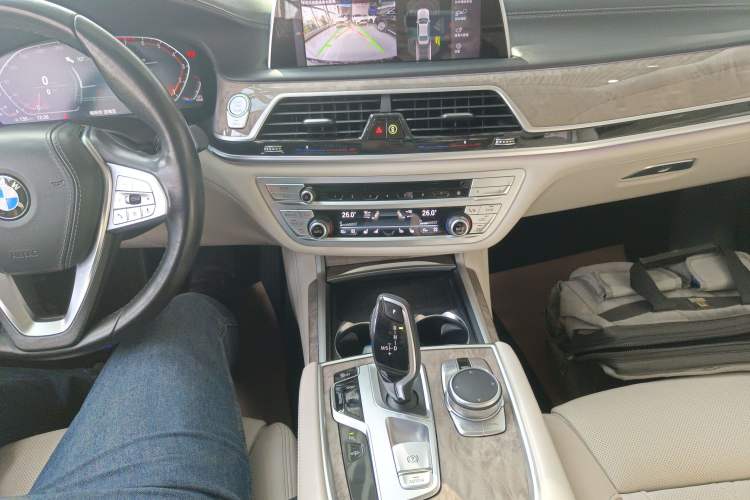Used BMW 7 Series 2021 740Li Leading Edition Luxury Package Gear Lever
