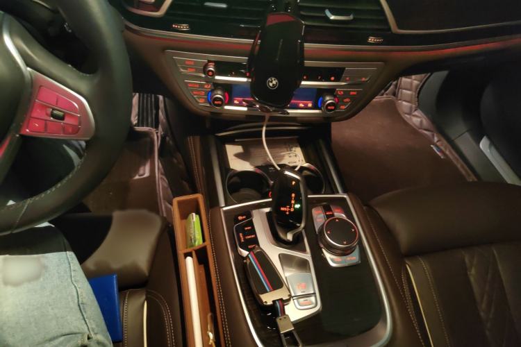 Used BMW 7 Series 2021 730Li Luxury Package Gear Lever