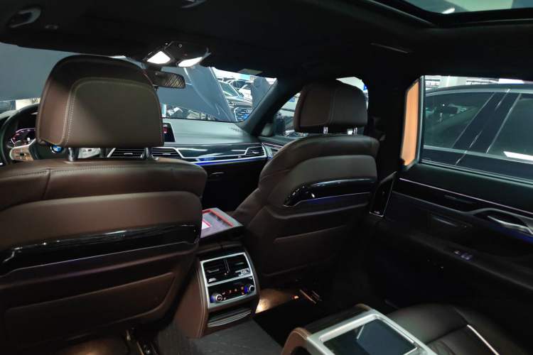 Used BMW 7 Series 2021 730Li M Sport Package Headliner
