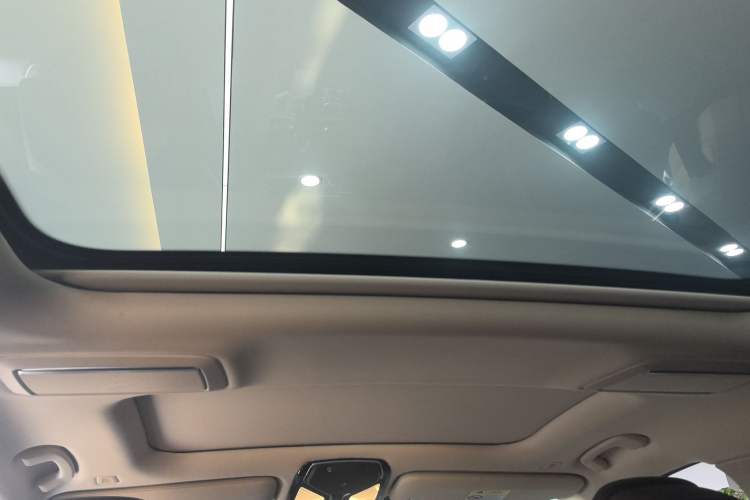 Used BMW 7 Series 2021 740Li Leading Edition Luxury Package Headliner