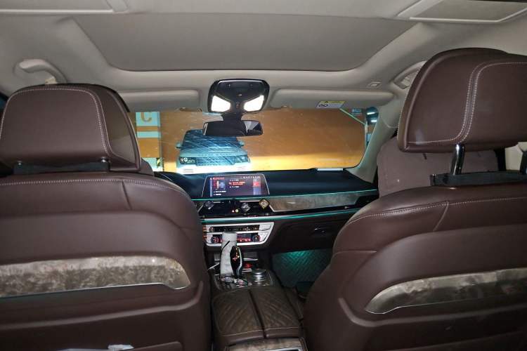 Used BMW 7 Series 2021 740Li Leading Edition Luxury Package Headliner