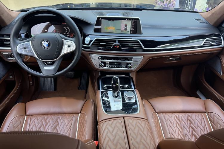 Used BMW 7 Series 2021 740Li xDrive Executive Luxury Package Interior 1