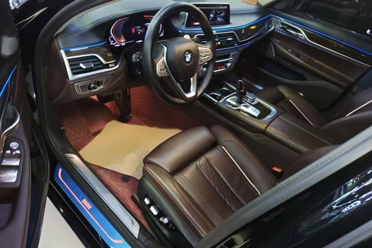 Used BMW 7 Series 2021 730Li Luxury Package Interior 1