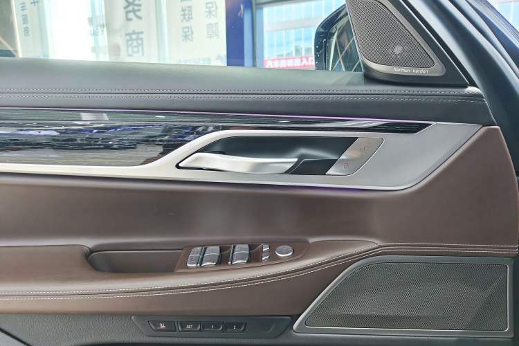 Used BMW 7 Series 2021 730Li M Sport Package Interior 11