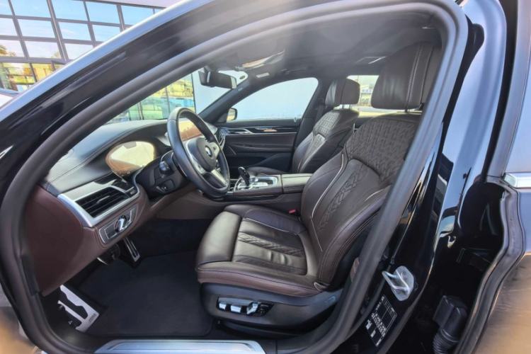 Used BMW 7 Series 2021 730Li M Sport Package Interior 2
