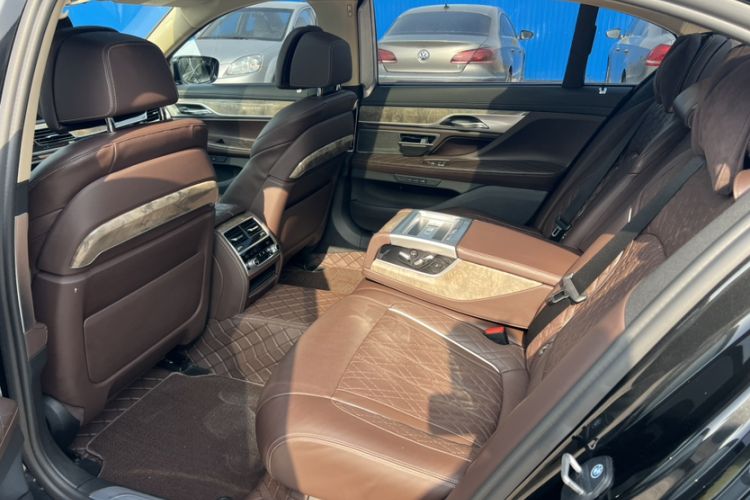 Used BMW 7 Series 2021 740Li Leading Edition Luxury Package Interior 2