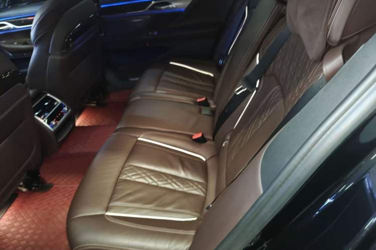 Used BMW 7 Series 2021 730Li Luxury Package Interior 2