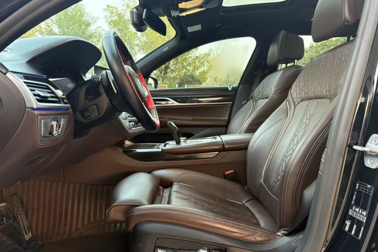 Used BMW 7 Series 2021 730Li M Sport Package Interior 2