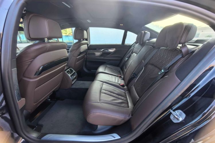 Used BMW 7 Series 2021 730Li M Sport Package Interior 3