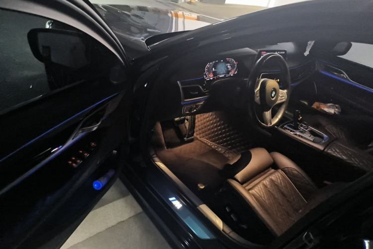 Used BMW 7 Series 2021 740Li Leading Model M Sport Package Interior 3