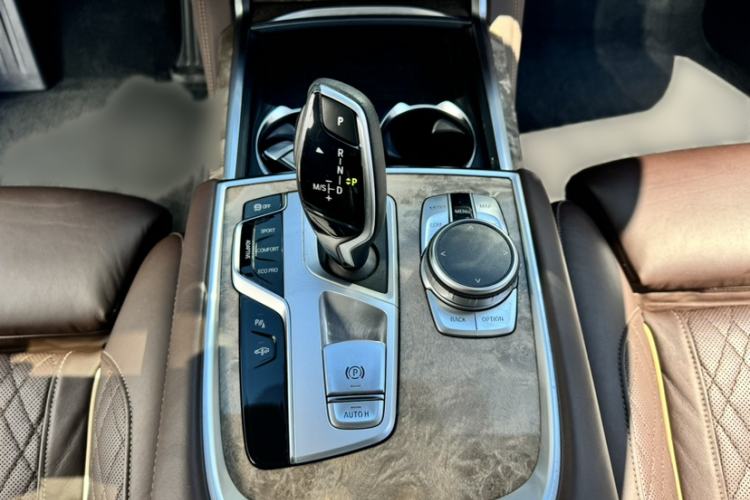 Used BMW 7 Series 2021 740Li Leading Edition Luxury Package Interior 4