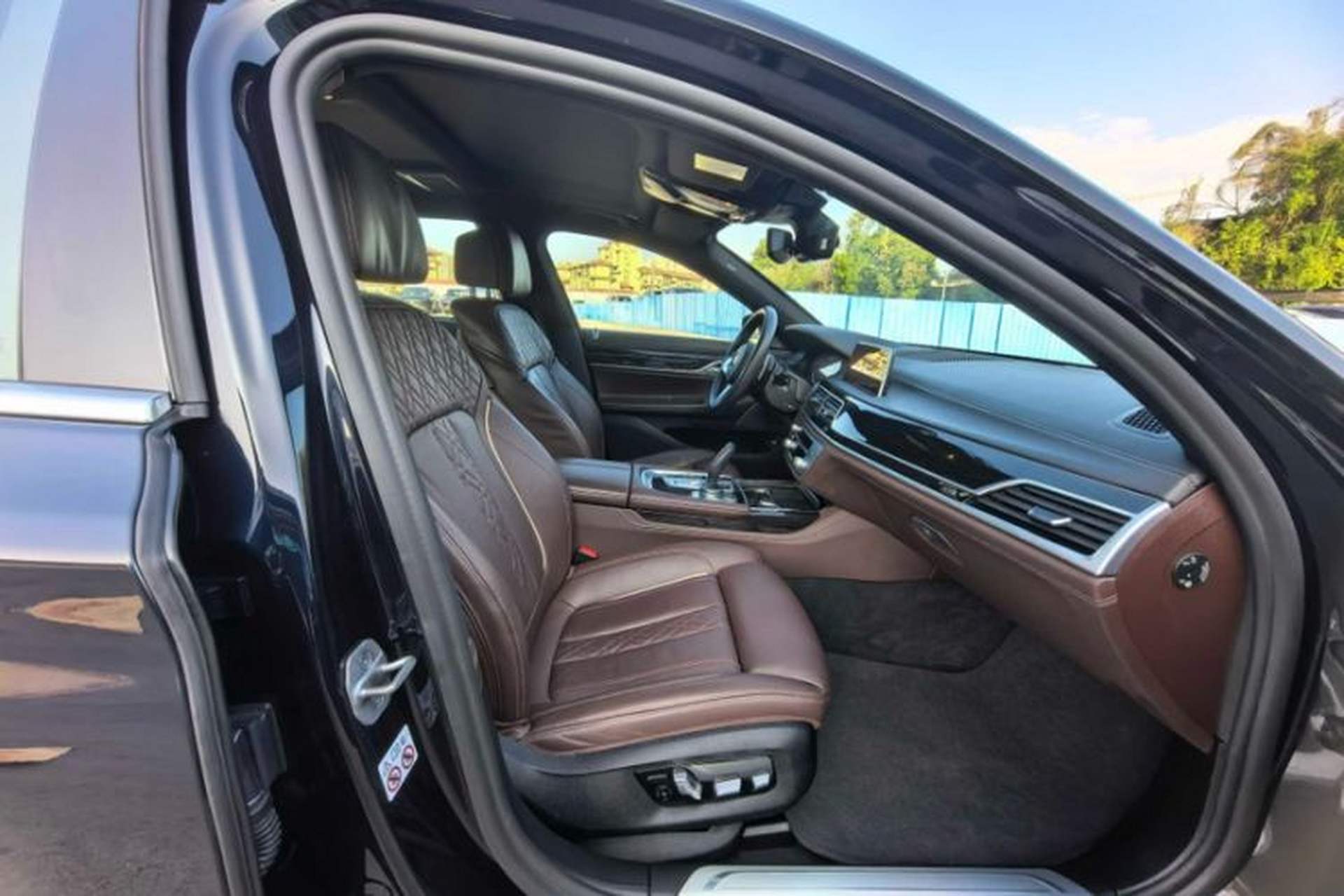 Used BMW 7 Series 2021 730Li M Sport Package Interior 4