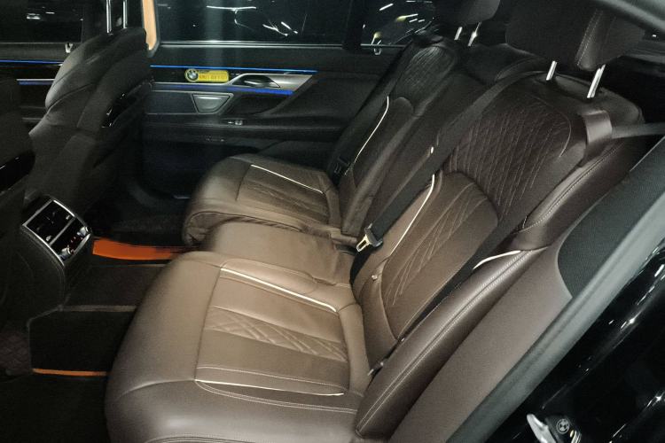 Used BMW 7 Series 2021 730Li M Sport Package Interior 4