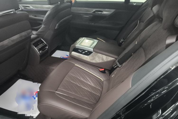 Used BMW 7 Series 2021 740Li Leading Edition Luxury Package Interior 4