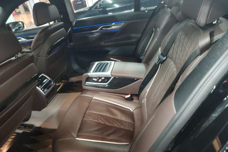 Used BMW 7 Series 2021 730Li M Sport Package Interior 4