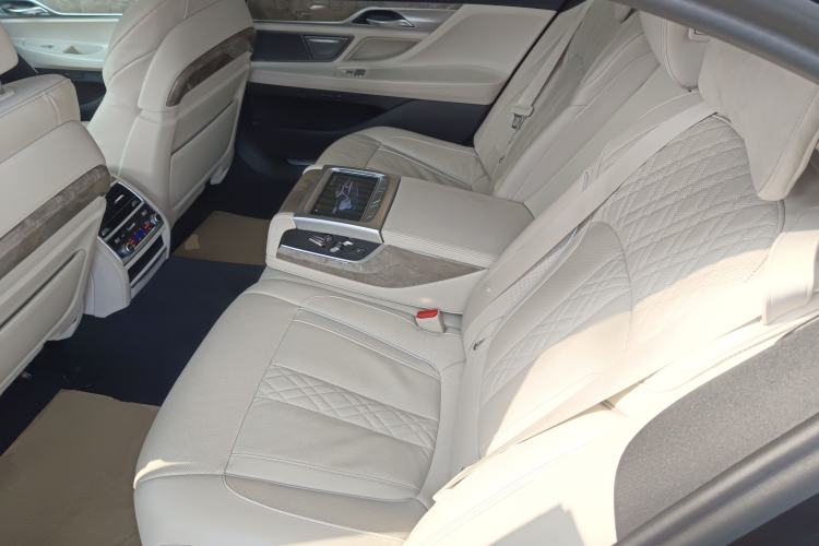 Used BMW 7 Series 2021 740Li Leading Edition Luxury Package Interior 4