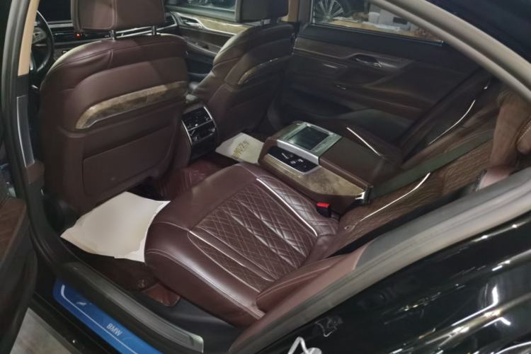 Used BMW 7 Series 2021 740Li Leading Edition Luxury Package Interior 4