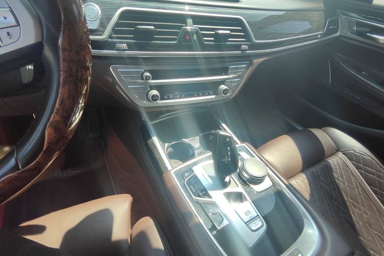 Used BMW 7 Series 2021 740Li Leading Edition Luxury Package Interior 5