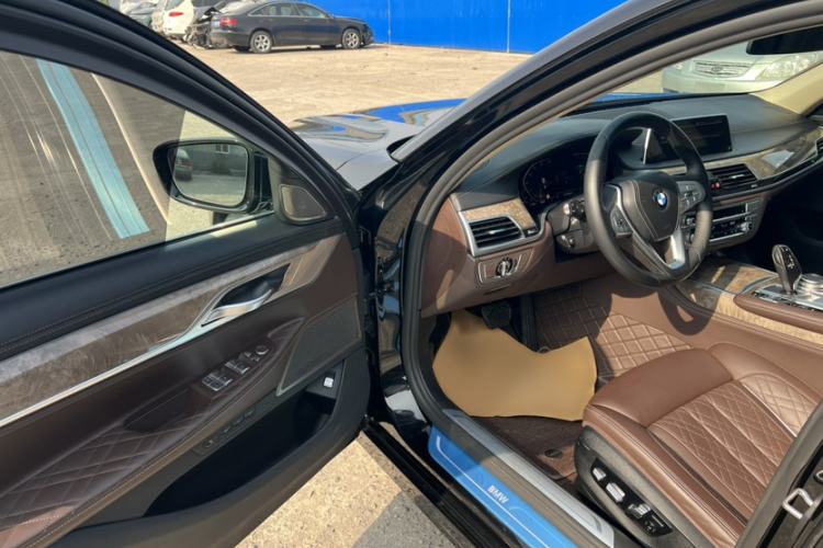 Used BMW 7 Series 2021 740Li Leading Edition Luxury Package Interior 6