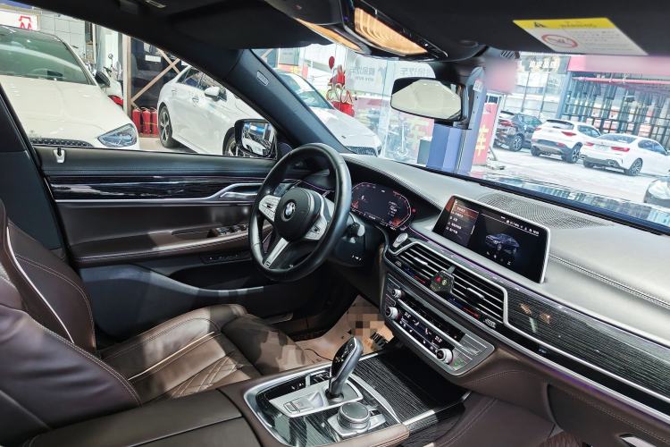 Used BMW 7 Series 2021 730Li M Sport Package Interior 6