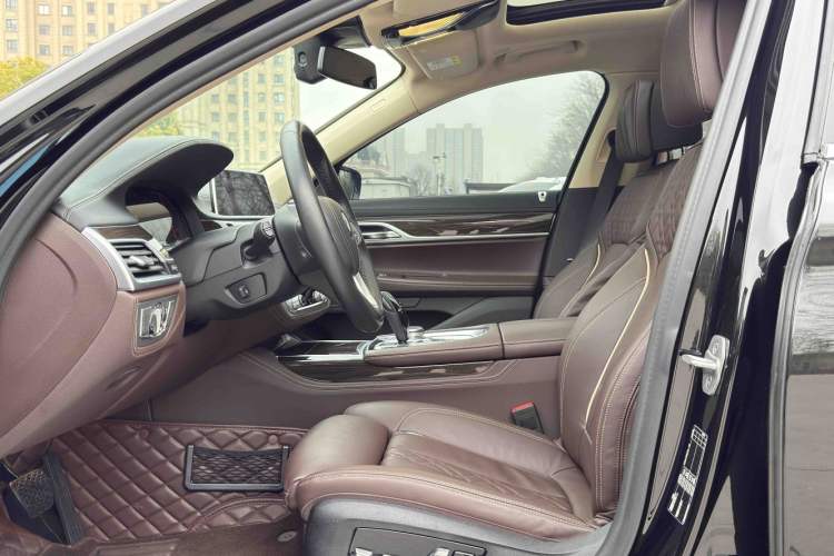 Used BMW 7 Series 2021 730Li Luxury Package Interior 6