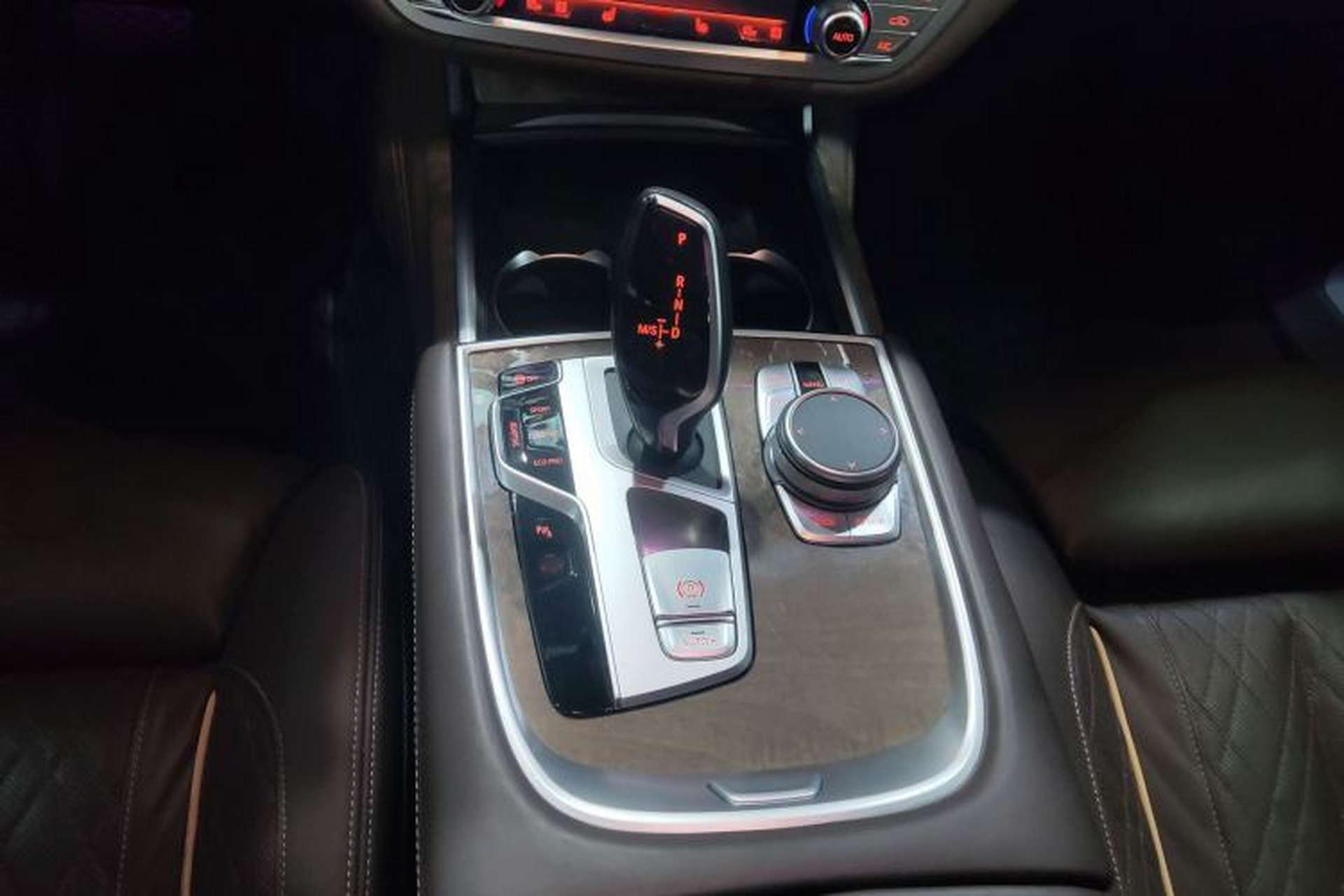 Used BMW 7 Series 2021 740Li Leading Edition Luxury Package Interior 9