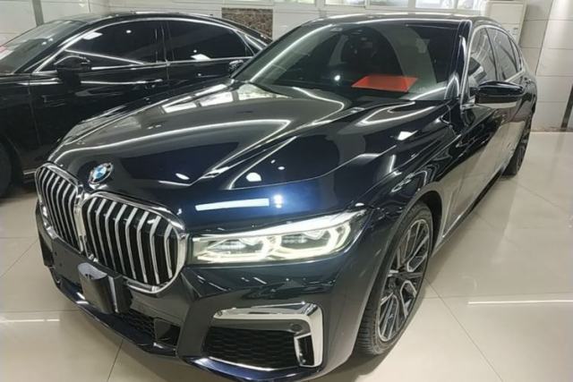 BMW 7 Series 2021 740Li Leading Model M Sport Package usado