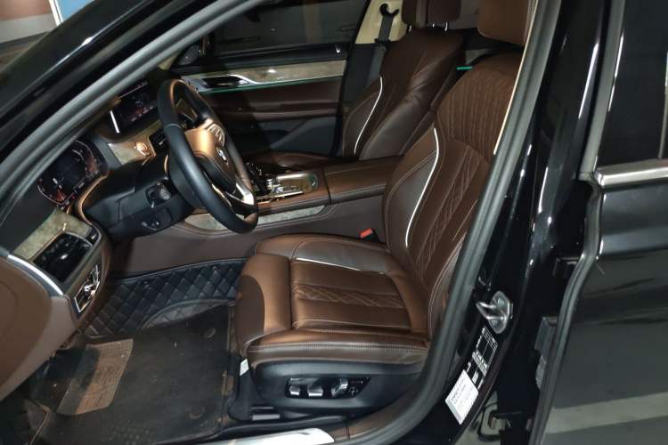 Used BMW 7 Series 2021 740Li Leading Edition Luxury Package Left Front Seat