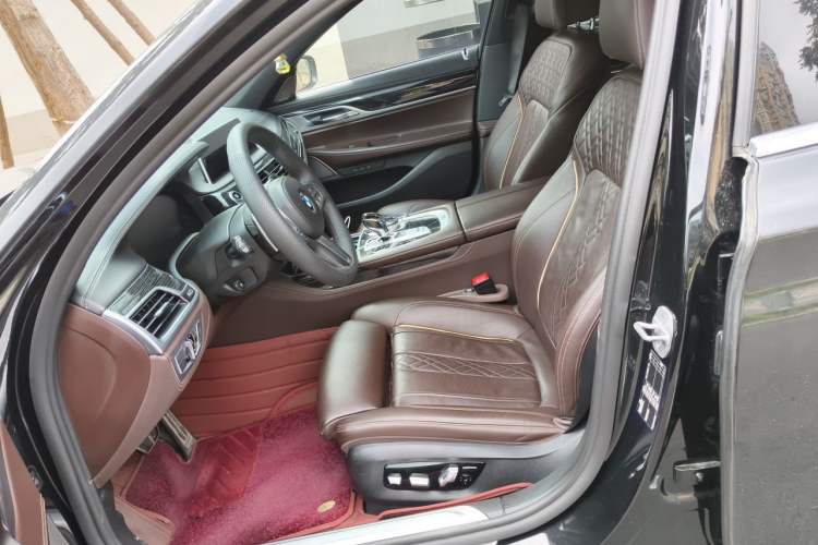 Used BMW 7 Series 2021 730Li M Sport Package Left Front Seat